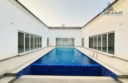 فيلا - 5 غرف نوم - 6 حمامات للايجار في سار - المحافظة الشمالية