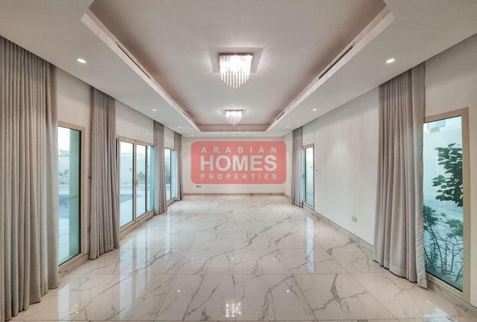 971361 - Property Image 2