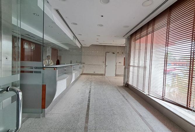 982733 - Property Image 2