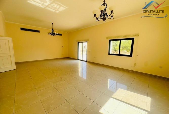 977716 - Property Image 3