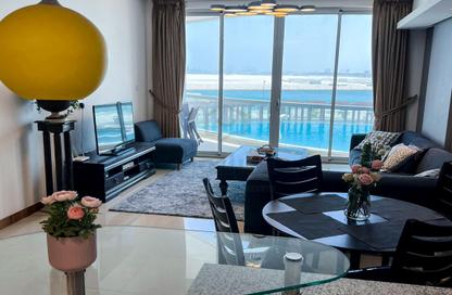 Apartment - 1 Bedroom - 2 Bathrooms for rent in The Treasure - Dilmunia Island - Muharraq Governorate