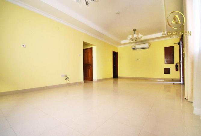 974858 - Property Image 2