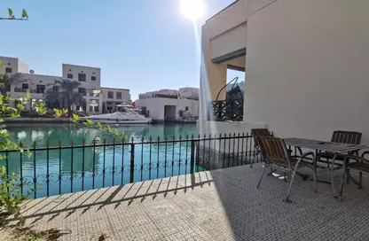 فيلا - 5 غرف نوم - 5 حمامات للايجار في شارع أمواج - أمواج - المحرق