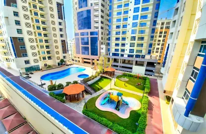 Apartment - 2 Bedrooms - 3 Bathrooms for rent in Al Juffair - Capital Governorate
