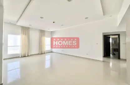 شقة - 2 غرف نوم - 2 حمامات للايجار في الجنبية - المحافظة الشمالية