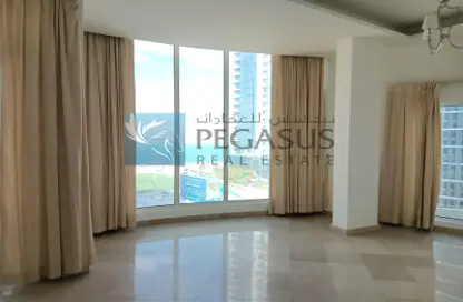 Duplex - 3 Bedrooms - 4 Bathrooms for sale in Al Juffair - Capital Governorate
