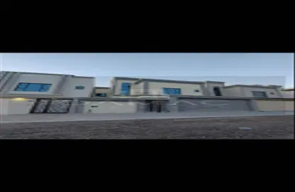 Villa - 4 Bedrooms - 5 Bathrooms for sale in Shahrakan - Northern Governorate