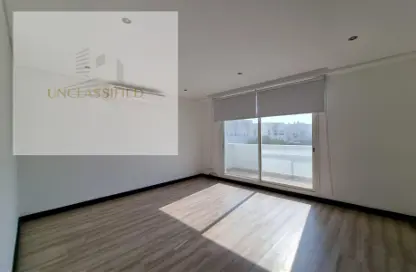 Empty Room image for: Villa - 2 Bedrooms - 3 Bathrooms for rent in Riffa Views - Riffa - Southern Governorate, Image 1