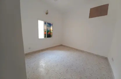 Apartment - 2 Bedrooms - 2 Bathrooms for rent in Manama Souq - Manama - Capital Governorate