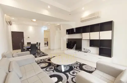 Apartment - 3 Bedrooms - 3 Bathrooms for rent in Saar - Northern Governorate