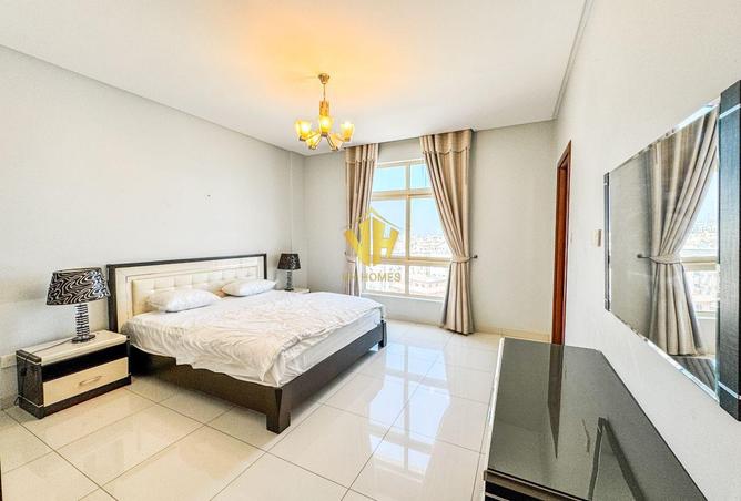 955765 - Property Image 2