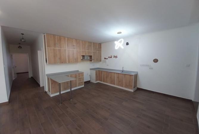 992265 - Property Image 3