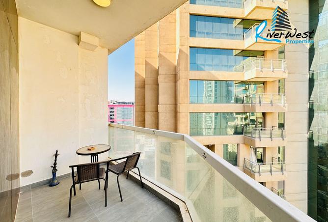 988502 - Property Image 3