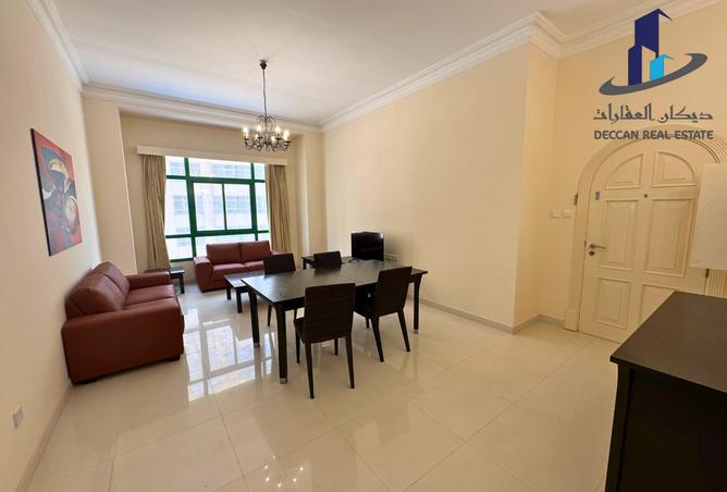 975910 - Property Image 2