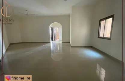 Apartment - 2 Bedrooms - 2 Bathrooms for rent in Isa Town - Central Governorate