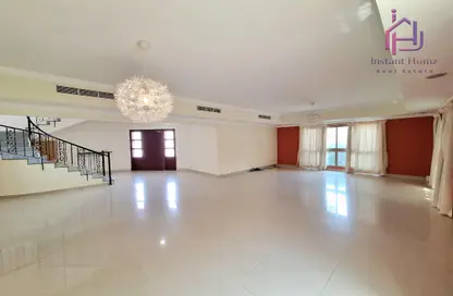 Villa - 4 Bedrooms - 4 Bathrooms for rent in Janabiya - Northern Governorate