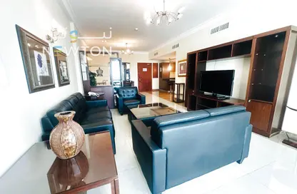 Apartment - 2 Bedrooms - 3 Bathrooms for rent in Al Juffair - Capital Governorate