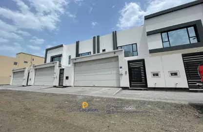 Villa - 4 Bedrooms - 5 Bathrooms for sale in Maqabah - Northern Governorate