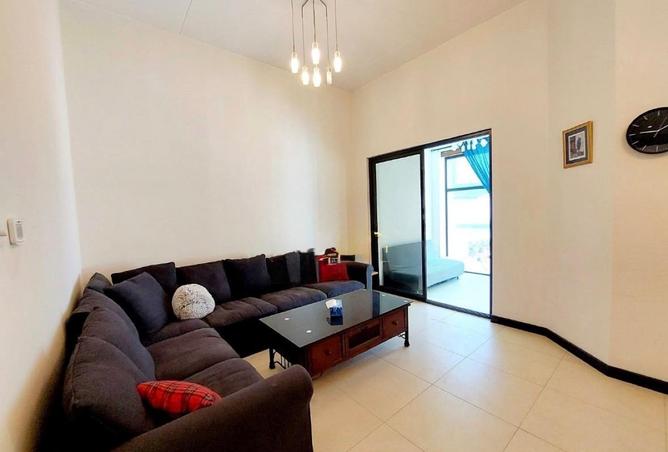 990087 - Property Image 2