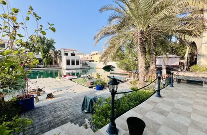 فيلا - 2 غرف نوم - 2 حمامات للايجار في مدينة المرسى - أمواج - المحرق
