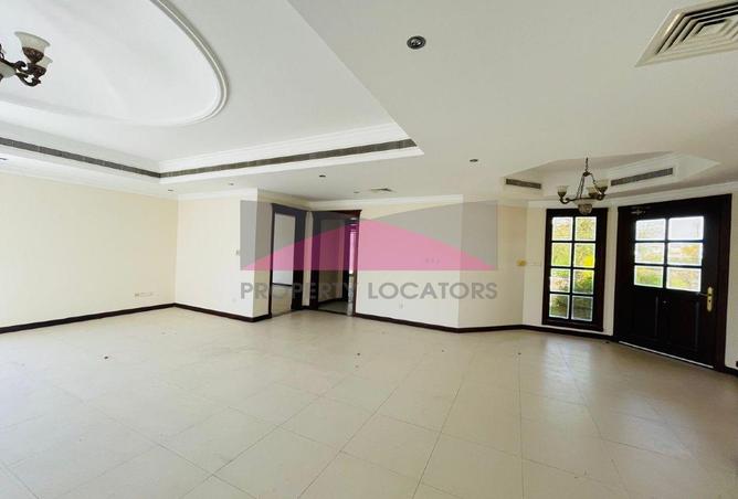 963307 - Property Image 2