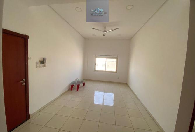 977122 - Property Image 2