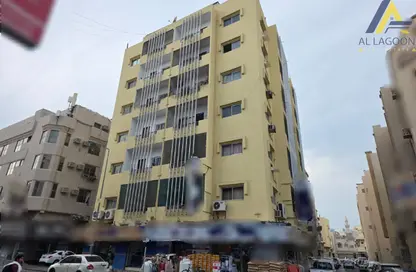 عمارة بالكامل - استوديو - 8 حمامات للبيع في القضيبية - المنامة - محافظة العاصمة