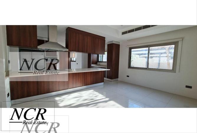 928303 - Property Image 3