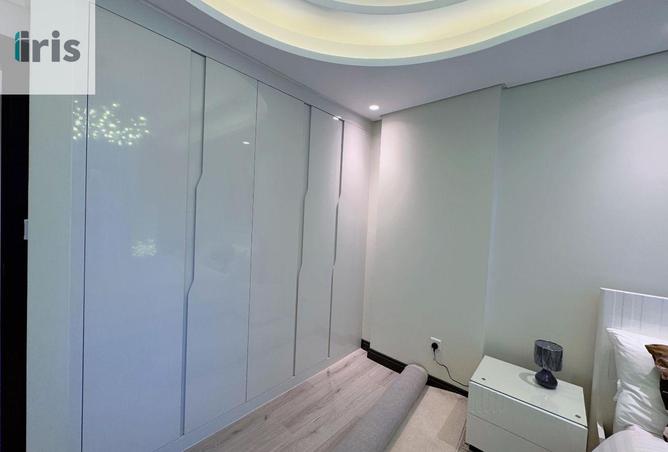 957321 - Property Image 3