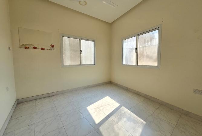 968008 - Property Image 3