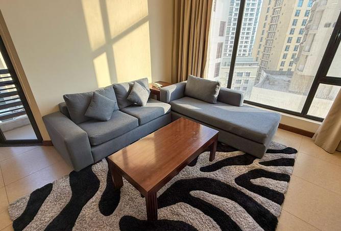 988982 - Property Image 2