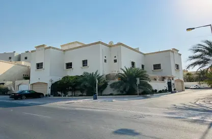 Villa - 3 Bedrooms - 5 Bathrooms for rent in Al Bahair - Riffa - Southern Governorate