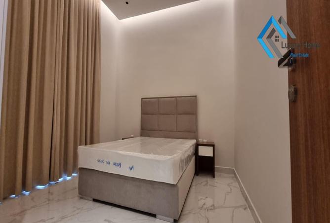 869620 - Property Image 2