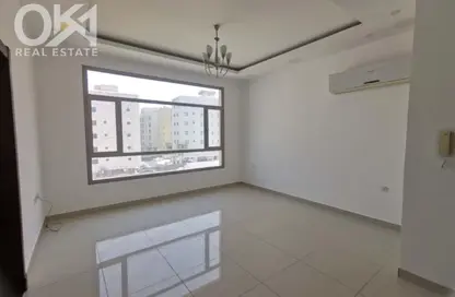 شقة - 3 غرف نوم - 3 حمامات للايجار في الجنبية - المحافظة الشمالية