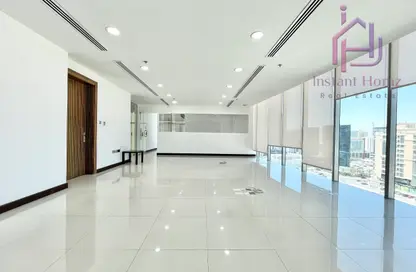 Office Space - Studio - 4 Bathrooms for rent in Seef - Capital Governorate
