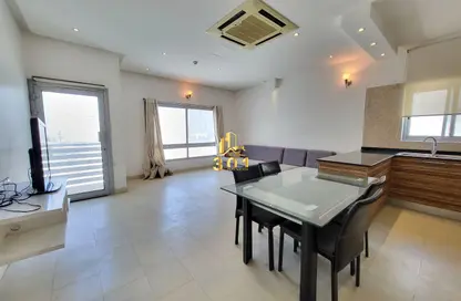 Apartment - 2 Bedrooms - 2 Bathrooms for rent in Janabiya - Northern Governorate