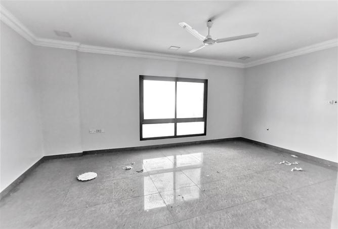 Apartment - 2 Bedrooms - 2 Bathrooms for rent in Diraz - Northern Governorate