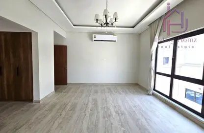 فيلا - 4 غرف نوم - 5 حمامات للايجار في البديع - المحافظة الشمالية