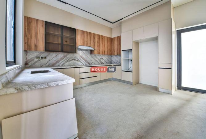 962238 - Property Image 2