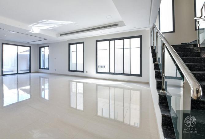 972622 - Property Image 2