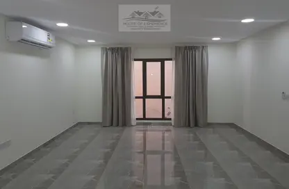 شقة - 2 غرف نوم - 2 حمامات للايجار في سار - المحافظة الشمالية