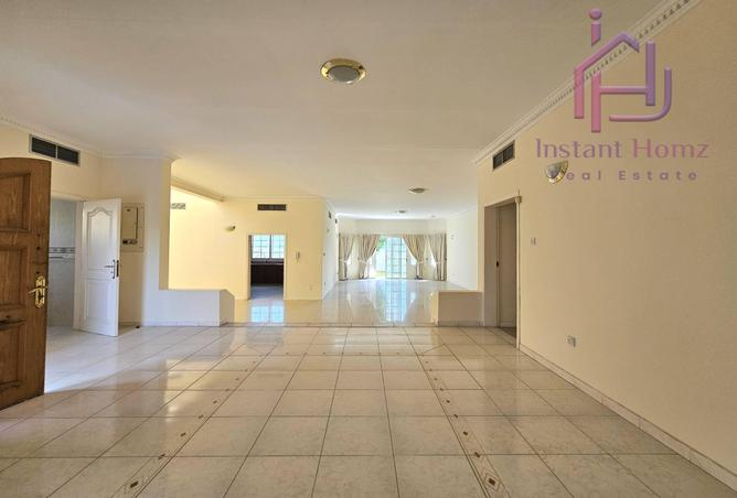 971893 - Property Main Image