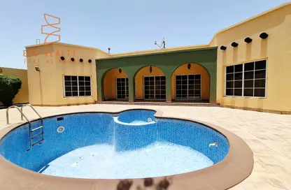 فيلا - 3 غرف نوم - 4 حمامات للايجار في الجنبية - المحافظة الشمالية