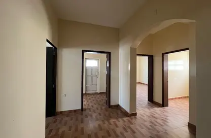 Apartment - 2 Bedrooms - 2 Bathrooms for rent in Tubli - Central Governorate