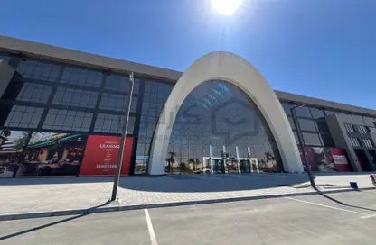 Retail - Studio for rent in Isa Town - Central Governorate