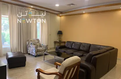 Villa - 4 Bedrooms - 4 Bathrooms for rent in Al Juffair - Capital Governorate