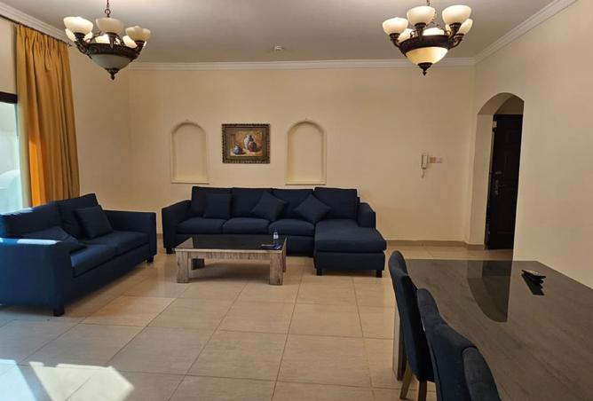 977198 - Property Image 2