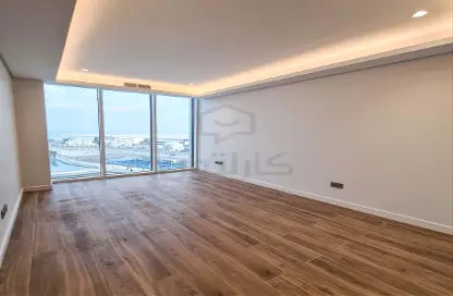 Empty Room image for: Apartment - 1 Bedroom - 2 Bathrooms for sale in Canal View - Dilmunia Island - Muharraq Governorate, Image 1