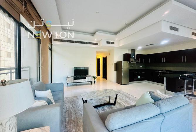 976389 - Property Image 3