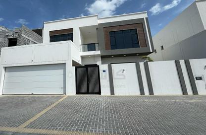 Villa - 5 Bedrooms - 6 Bathrooms for sale in Mozoon - Diyar Al Muharraq - Muharraq Governorate